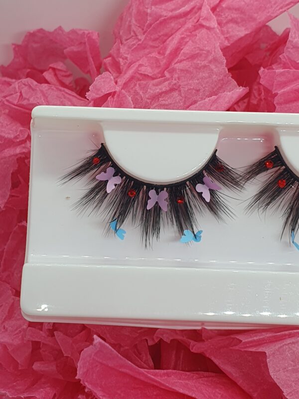 Spark butterfly mink (1 pair) - Image 4